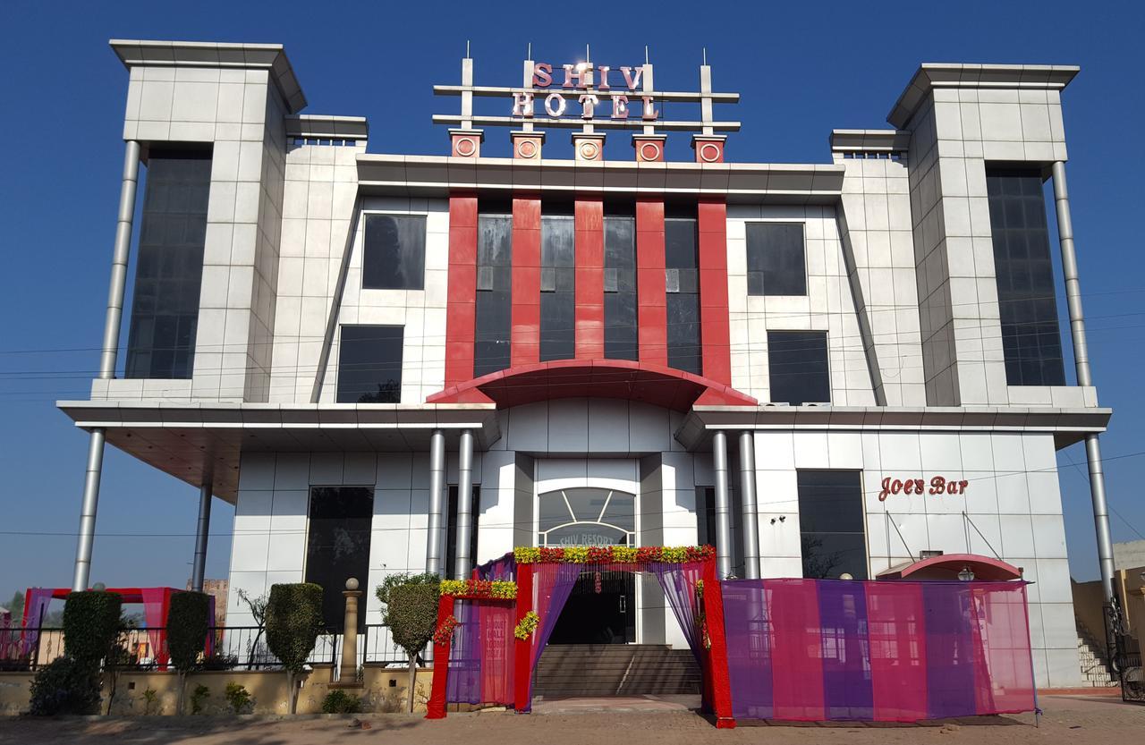 Shiv Hotel And Joe'S Bar & Restaurant Jandiala Exterior photo